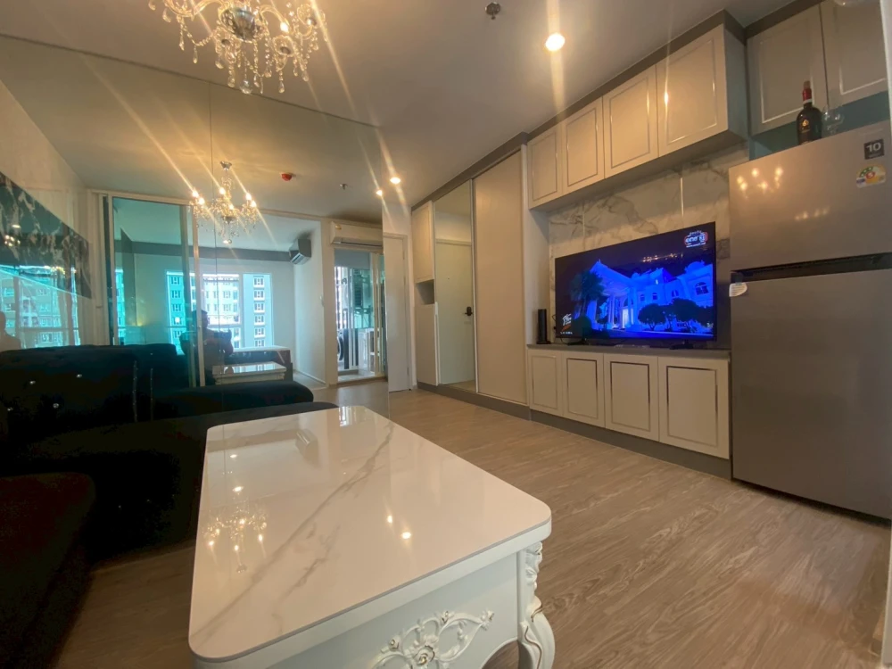 💙🏊‍♂️ For Rent: Regent Home Bangna – Pool View, Fully Furnished! 🏊‍♂️💙