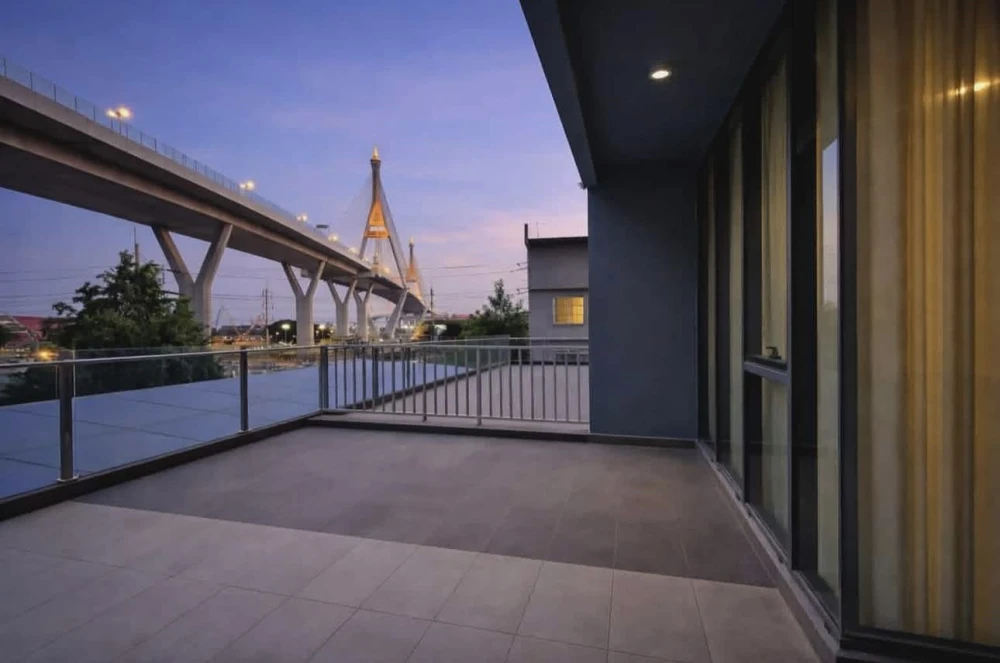 ✨ For Rent — Sapphire Luxurious Condominium Rama 3 | 30 sq.m. Private Terrace with Bhumibol Bridge View 🌉