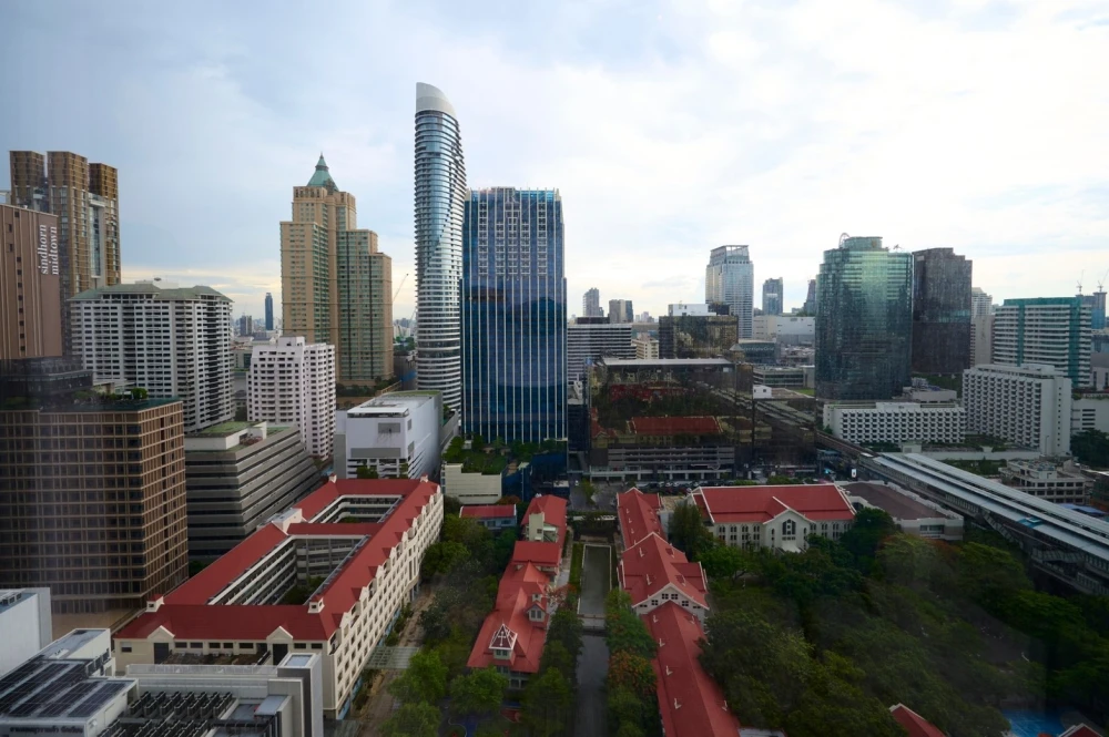 🌿✨ For Rent: Scope Langsuan | Luxury Living in Prime Location! ✨🌿