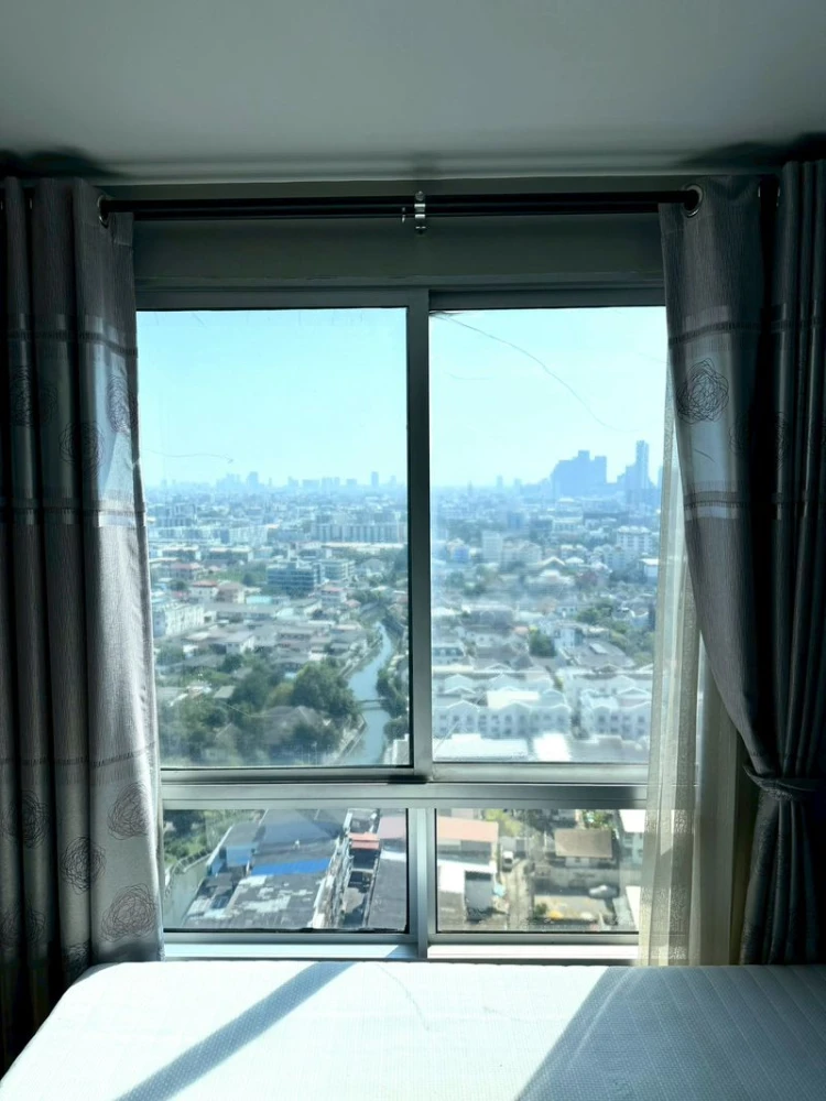 🏙️🌼 For Rent: The Base Sukhumvit 77 – High Floor Unit Near BTS On Nut! 🌼🏙️