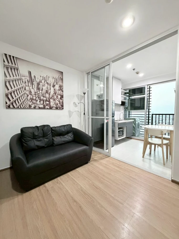 🏙️🌼 For Rent: The Base Sukhumvit 77 – High Floor Unit Near BTS On Nut! 🌼🏙️