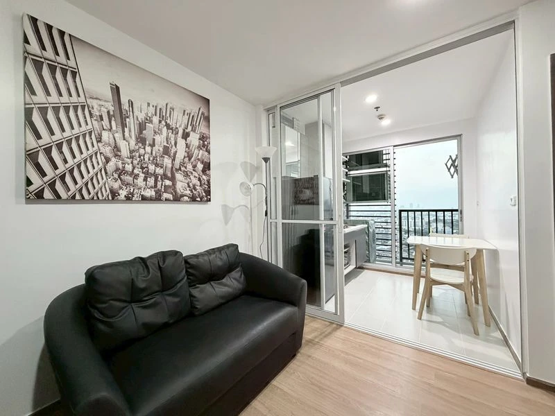 🏙️🌼 For Rent: The Base Sukhumvit 77 – High Floor Unit Near BTS On Nut! 🌼🏙️
