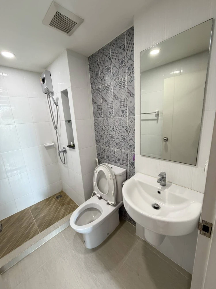 🌟🏢 For Rent: The Cube Plus Min Buri | Corner unit, pool view, spacious room, ready to move in! 🏢🌟