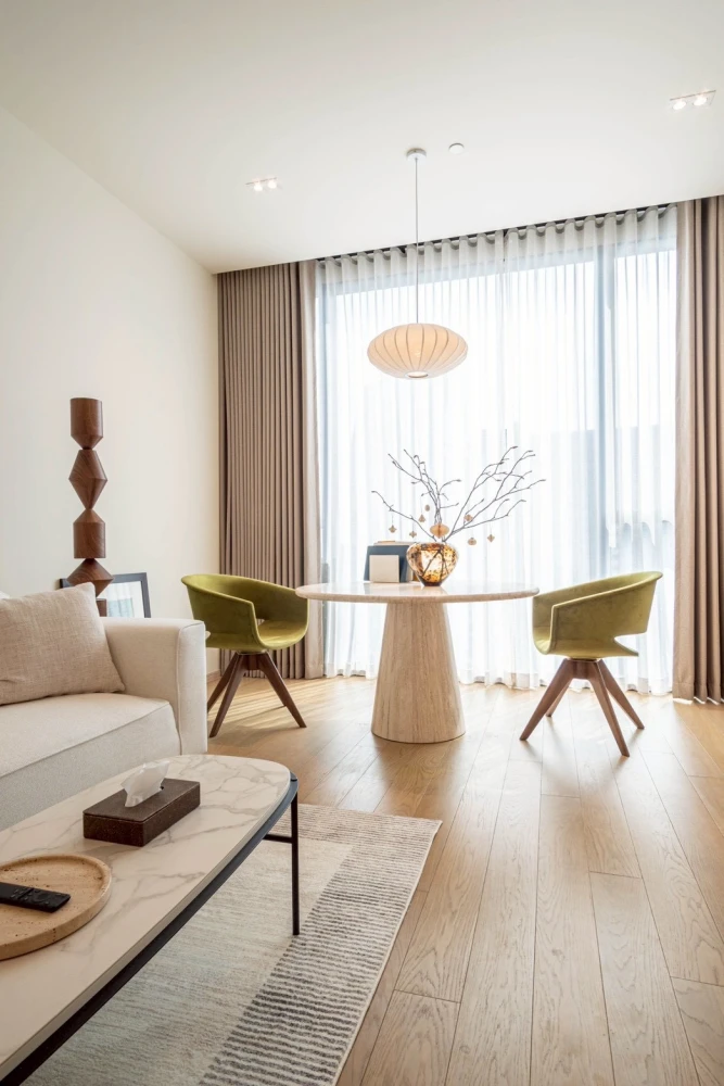 🏙️🕊️ For Rent: The Strand Thonglor – Minimal Luxury Living in Prime Location! 🕊️🏙️