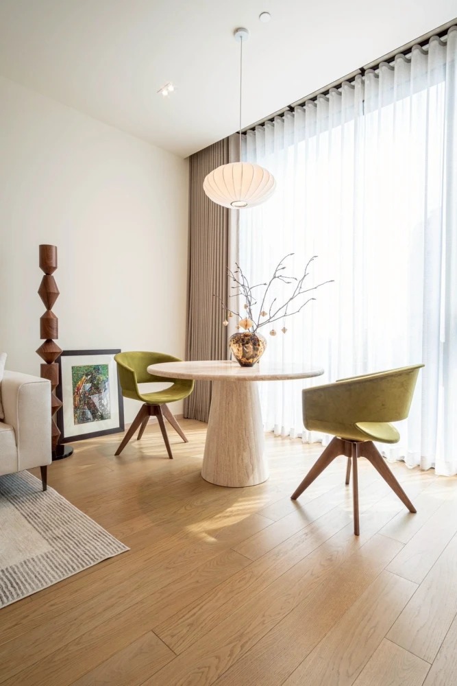 🏙️🕊️ For Rent: The Strand Thonglor – Minimal Luxury Living in Prime Location! 🕊️🏙️
