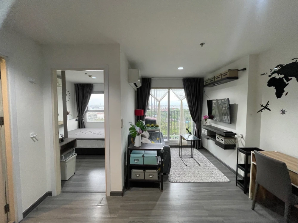 🏙️🌟 For Rent: The Trust @ BTS Chang Erawan – River View Unit! 🌟🏙️
