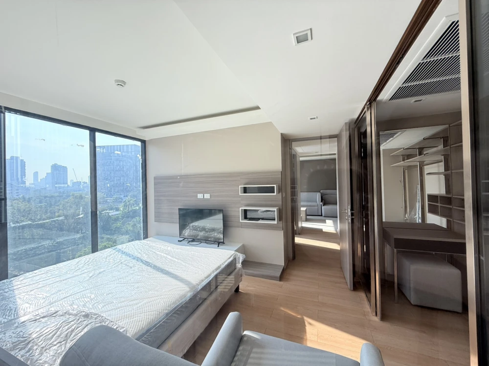 🌟🏙️ For Rent: Urbietia Thonglor | Spacious 2-bedroom apartment in the heart of Thonglor, ready to move in! 🏙️🌟