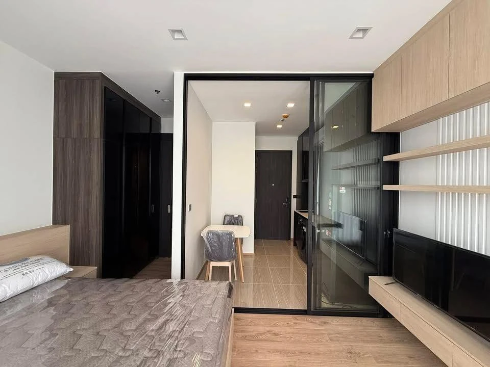 ✨🏙 Condo for rent: Noble Around Ari, next to BTS Ari station. High floor, beautiful view, in the heart of Ari. 🏙✨