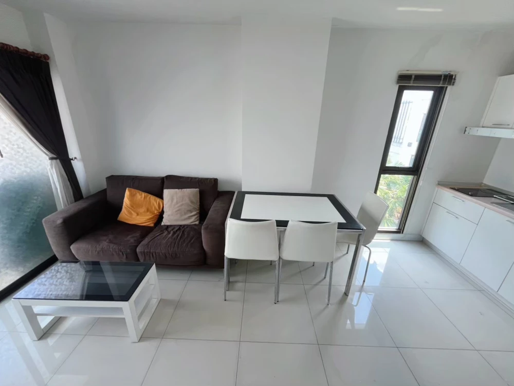 🏠🌃 Condo for Rent: Summer Garden 🏠🌃
