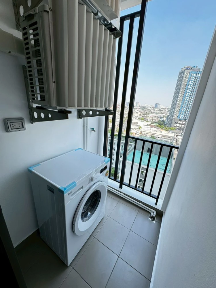 🏠🌃 Condo for Rent: Regent Home Wutthakat 🏠🌃