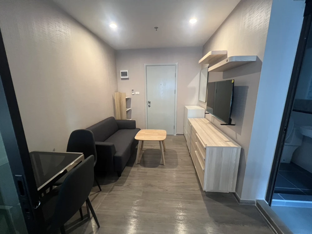 🏠🌃 Condo for Rent: Regent Home Wutthakat 🏠🌃