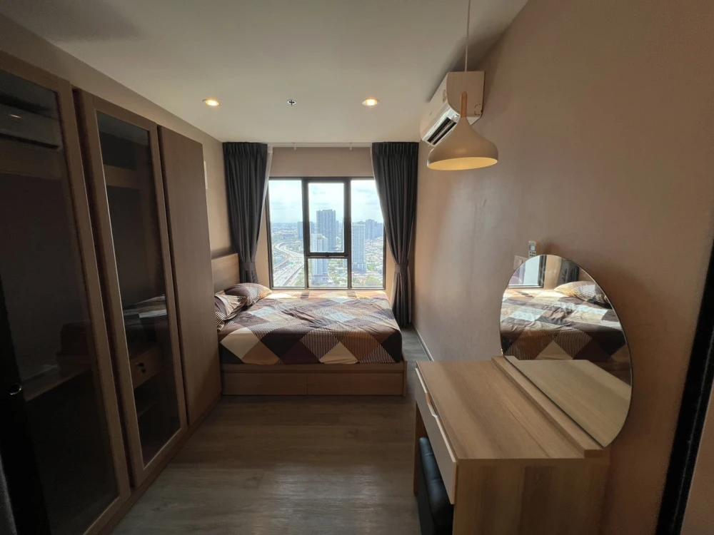 🏠🌃 Condo for Rent: Regent Home Wutthakat 🏠🌃