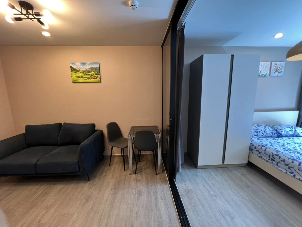 🏠🌃 Condo for Rent: Regent Home Wutthakat 🏠🌃