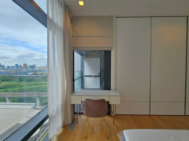 🏠🌃 Condo for Rent: Circle Living Prototype 🏠🌃