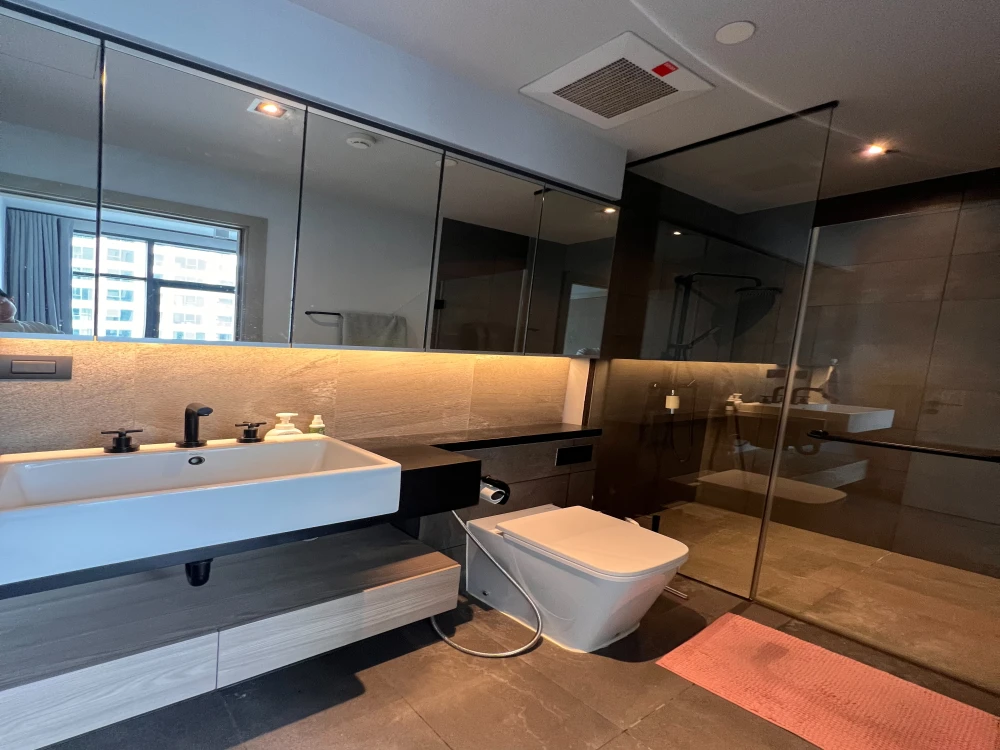 🏢 For Rent The Lofts Asoke