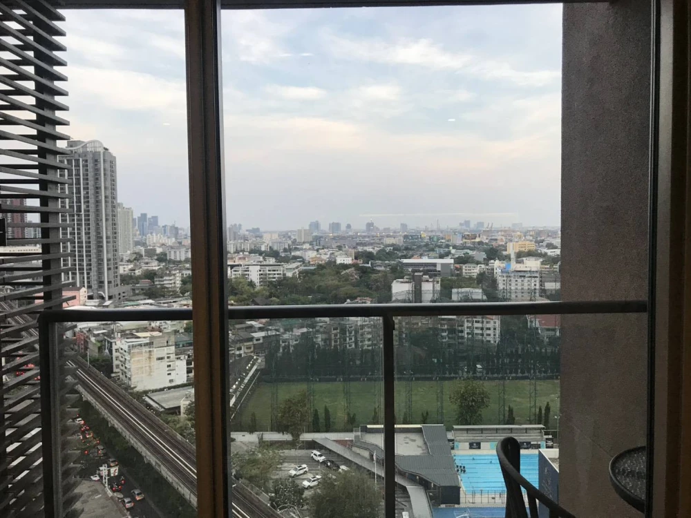 🏠🌃 Condo for Rent: The Loft Ekkamai 🏠🌃