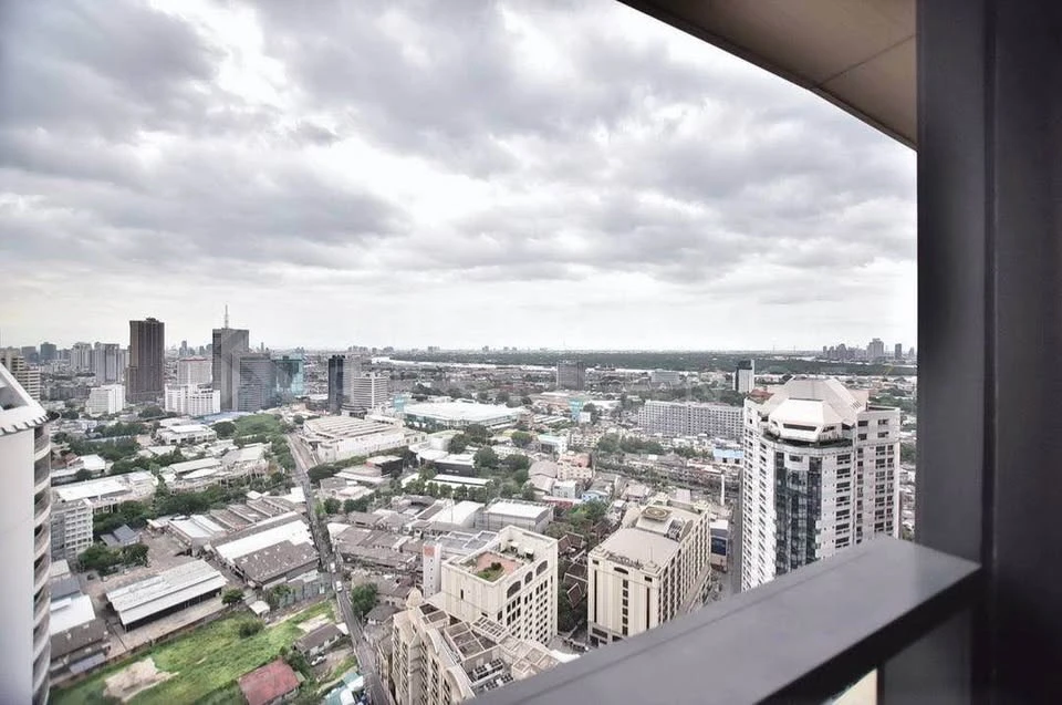 🏠🌃 Condo for rent at The Lumpini 24 🏠🌃