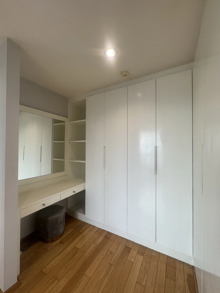 🏠🌃 Condo for rent at Emporio Place 🏠🌃