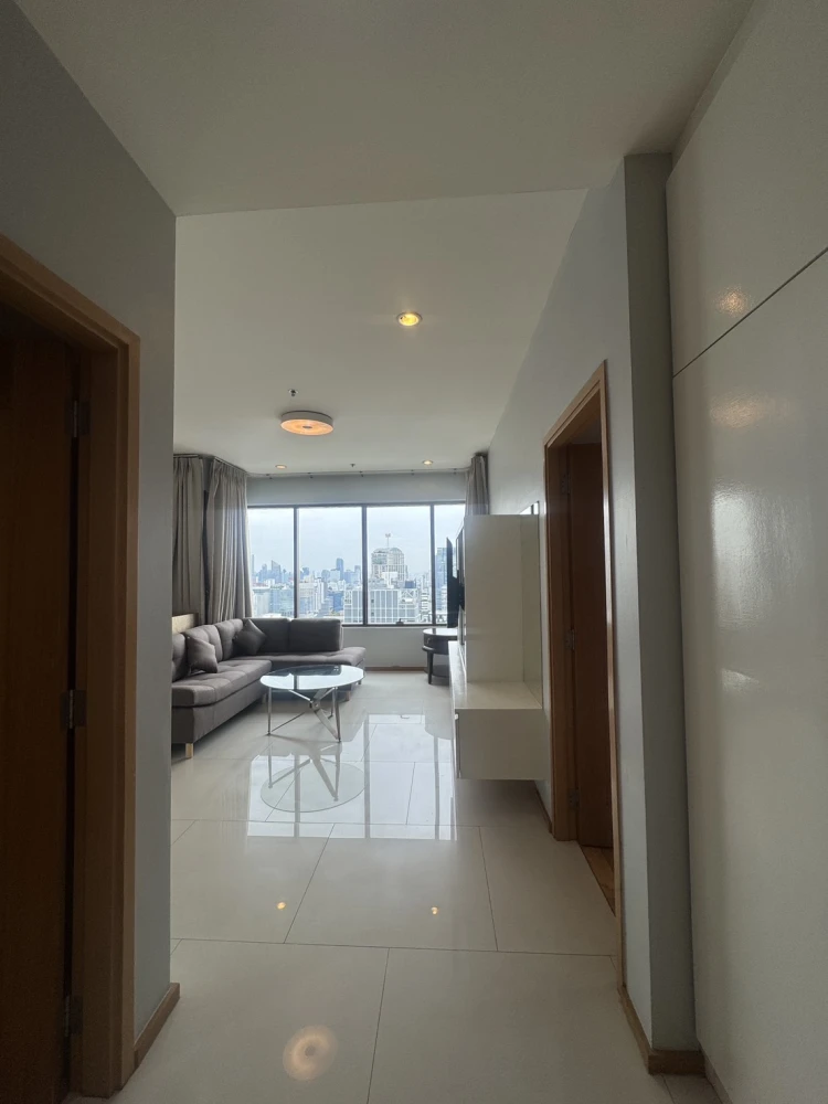 🏠🌃 Condo for rent at Emporio Place 🏠🌃