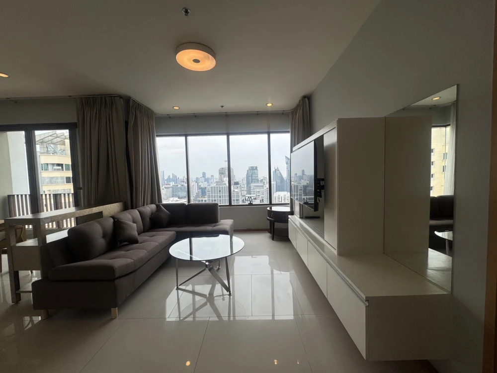 🏠🌃 Condo for rent at Emporio Place 🏠🌃