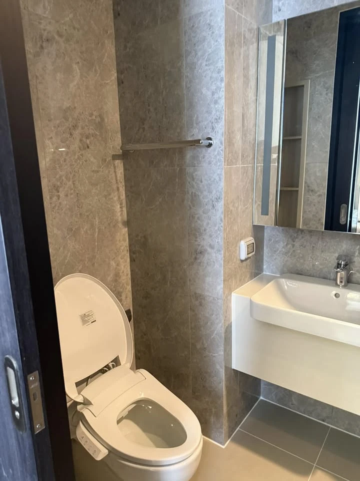 🏠🌃 Condo for Rent: Noble Around Ari 🏠🌃