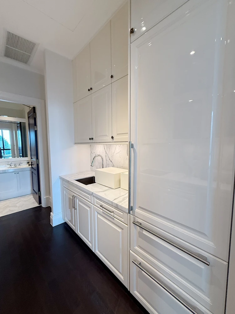 🏠🌃 Condo for Rent: Ninety Eight Wireless 🏠🌃