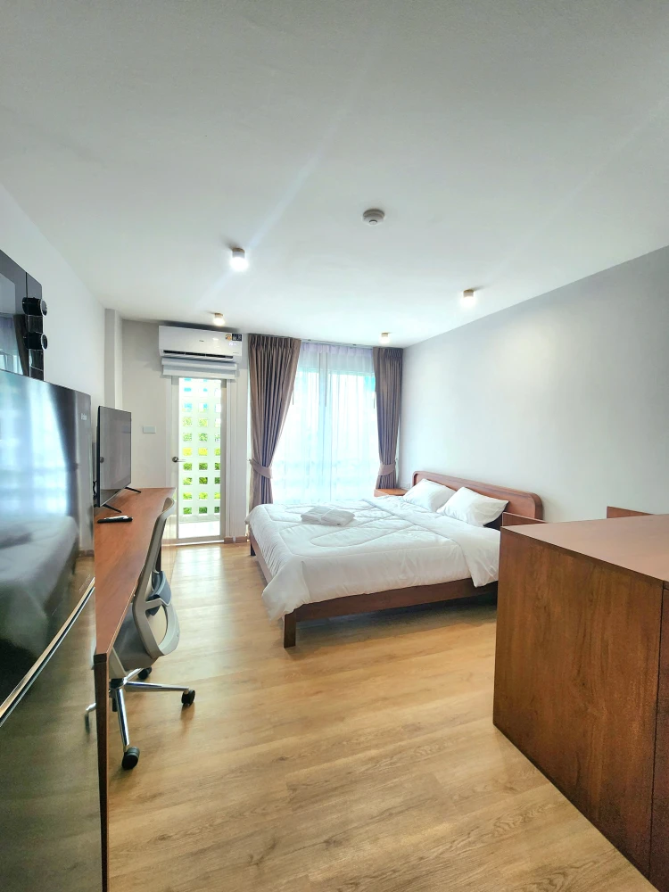 🏠🌃 Condo for Rent: iHouse Laguna Garden RCA 🏠🌃