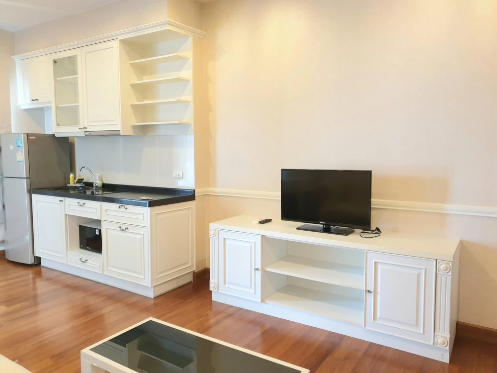 Condo for rent, Ivy Sathorn 10, fully furnished with appliances. Book now before it's too late!