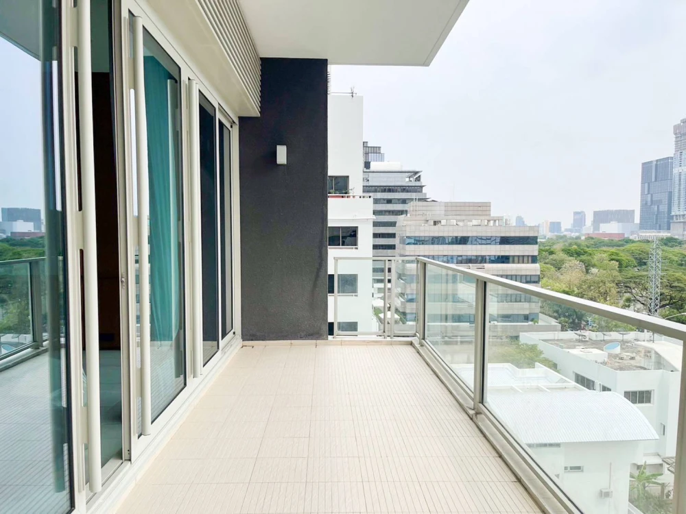 🏙️ Condo for Rent – 185 Rajadamri Condominium ✨
