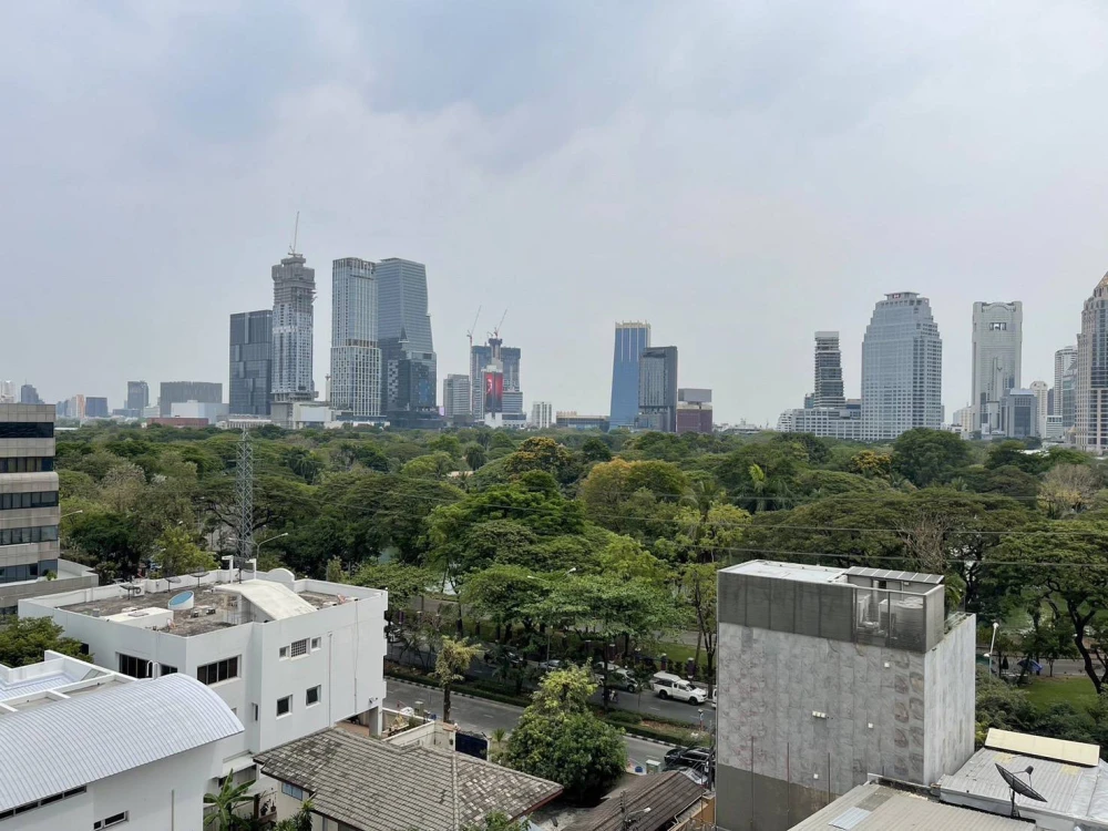 🏙️ Condo for Rent – 185 Rajadamri Condominium ✨