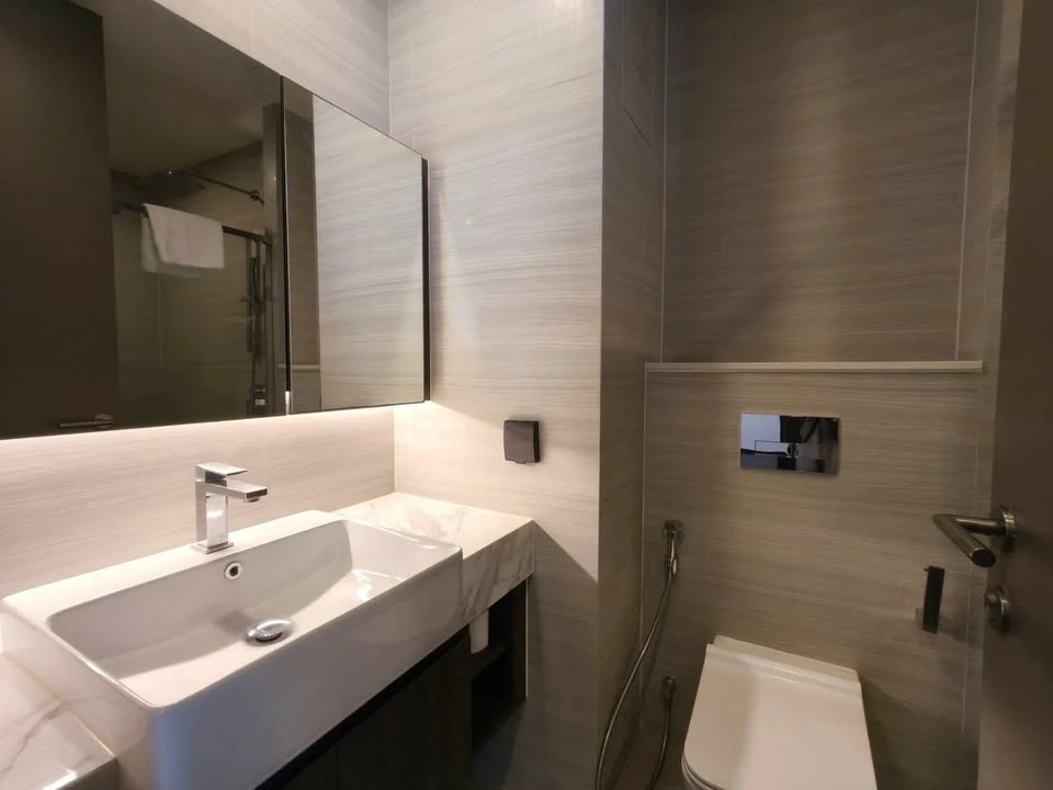 ✨ FOR RENT — PARK ORIGIN THONGLOR | 2-Bedroom on the 19th Floor with Bathtub
