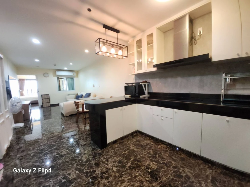 🏠🌃 For Rent: State Tower Condominium 🏠🌃
