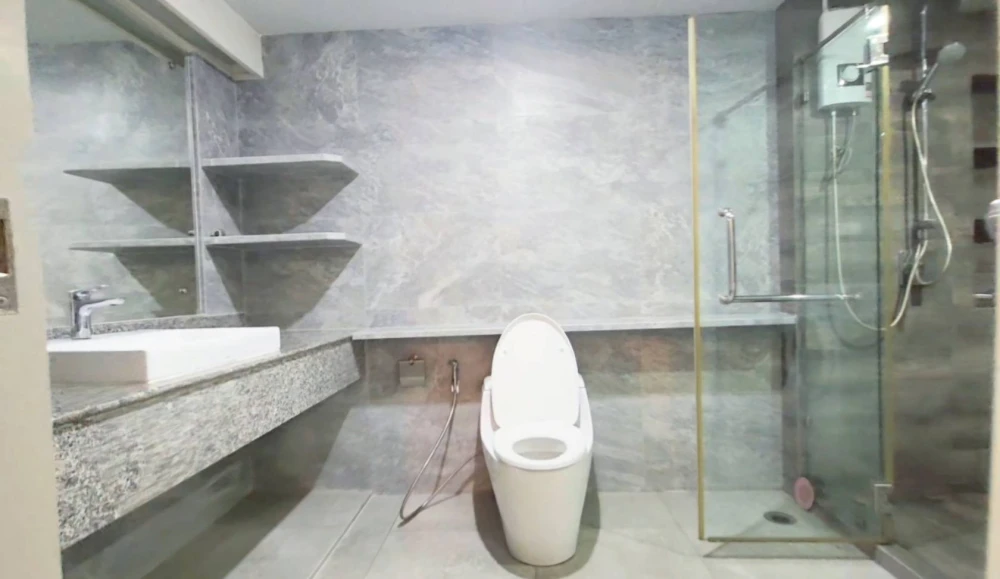 🏠🌃 For Rent: State Tower Condominium 🏠🌃