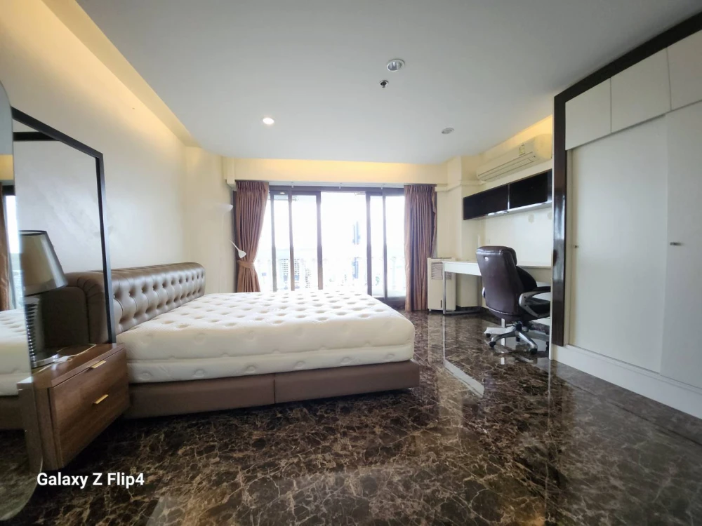 🏠🌃 For Rent: State Tower Condominium 🏠🌃