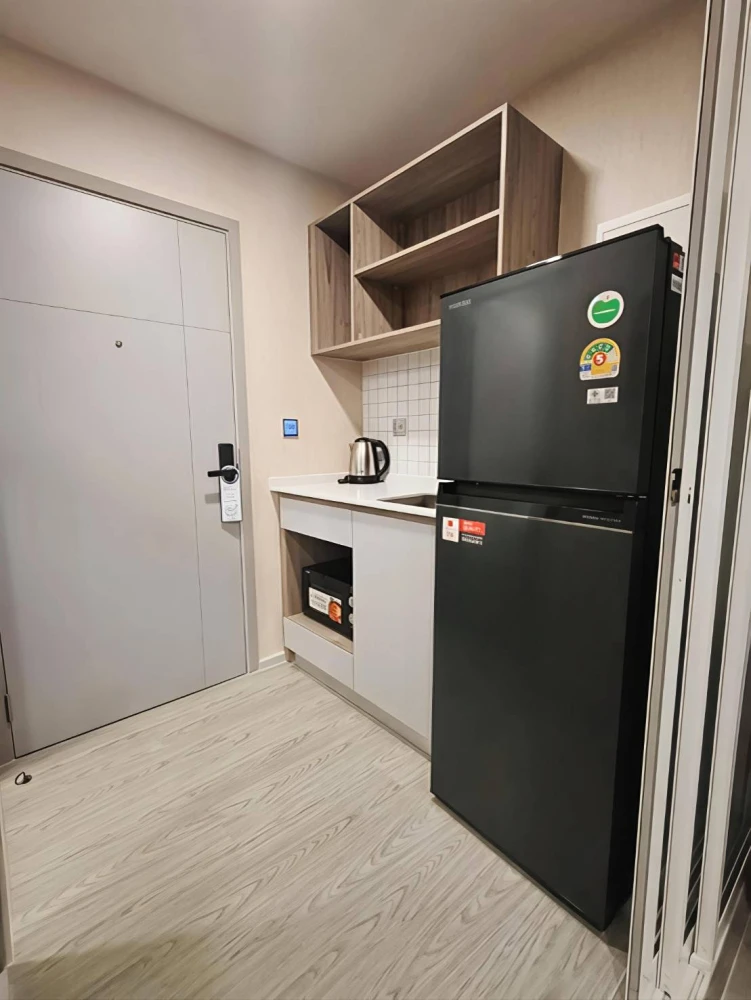 🏠🌃 Condo for Rent: Cave Town Island 🏠🌃
