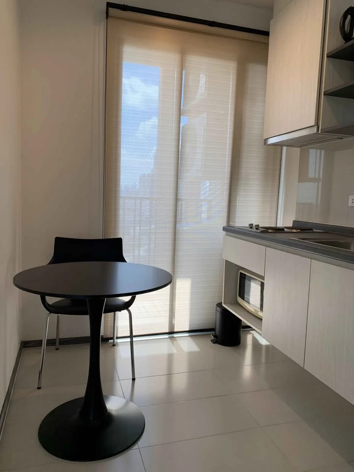 🏠🌃 Condo for Rent: The Base Park West 🏠🌃