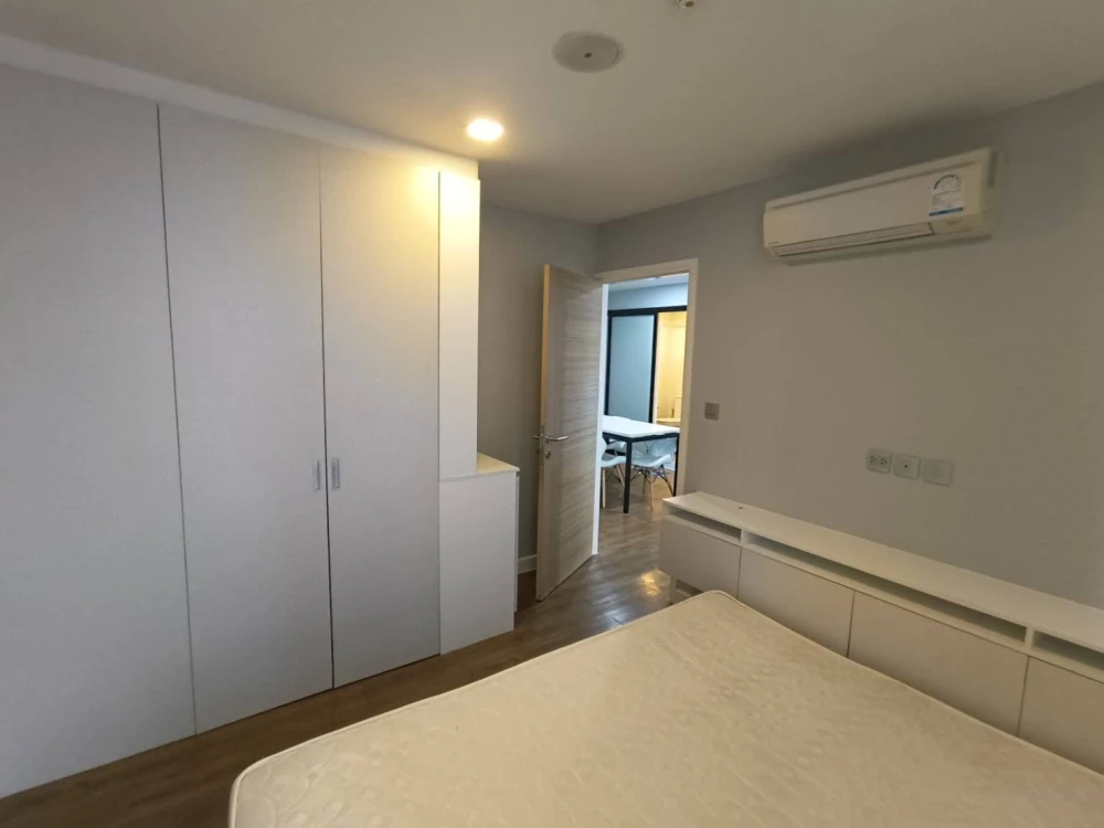 ✨ Newly Renovated 2-BR Corner Unit for Rent - Next to MRT Setthabutbamphen ✨ Esta Bliss Ramindra