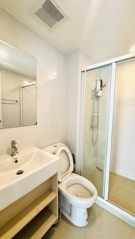 ✨ Condo for Rent at Chewathai Hallmark Ladprao–Chokchai 4 Phase 2 – Fully Furnished, Near MRT