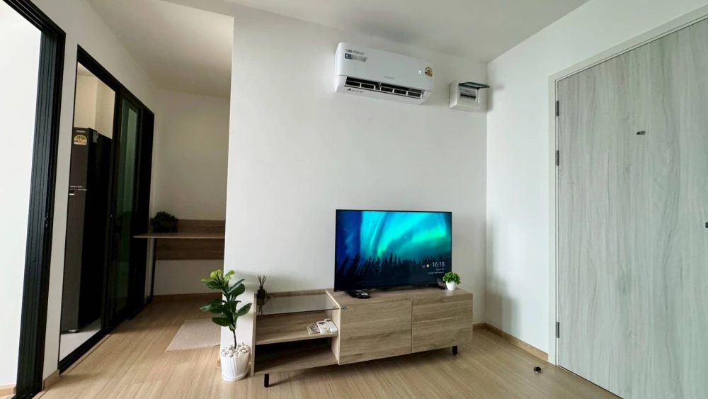 ✨ Condo for Rent at Chewathai Hallmark Ladprao–Chokchai 4 Phase 2 – Fully Furnished, Near MRT