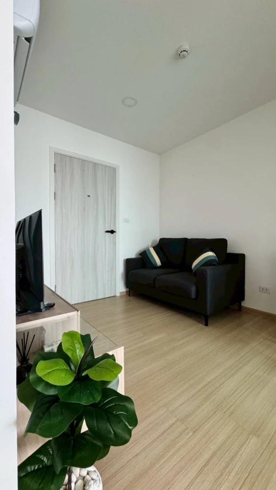✨ Condo for Rent at Chewathai Hallmark Ladprao–Chokchai 4 Phase 2 – Fully Furnished, Near MRT