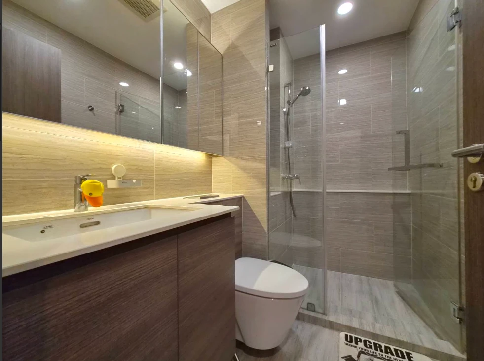 ✨ Spacious 2-Bedroom Condo for sale Next to True Digital Park ✨ Whizdom Essence Sukhumvit