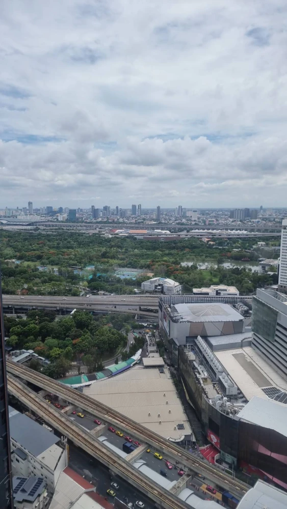 ✨ High-Floor 1-BR for Rent with Stunning Central Ladprao View ✨ Life Ladprao Valley