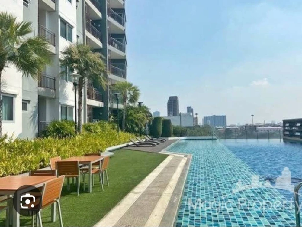 ✨ High-Floor 1-BR for Rent - North Facing & Breezy ✨ Supalai Park Ekamai-Thonglor