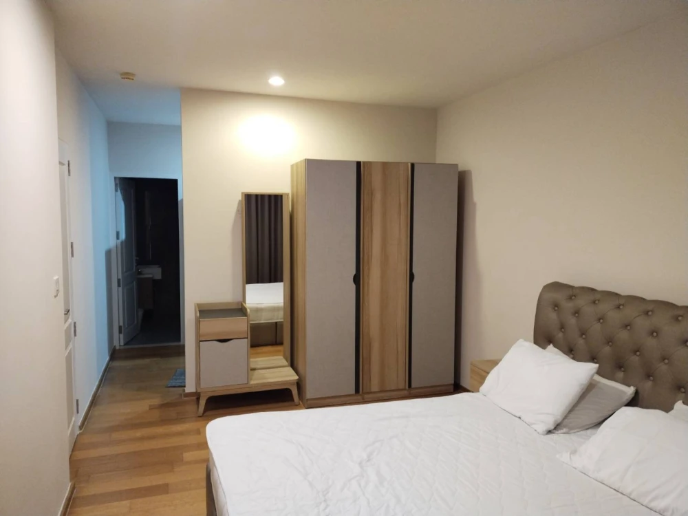 ✨ Premium Riverview 1-BR Condo for Rent - Heart of Silom-Sathon CBD ✨ Noble Revo Silom