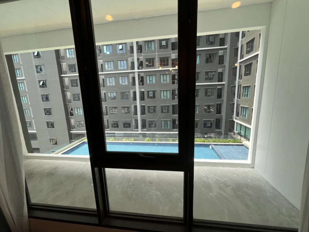 🔥 Cheap new condo for rent, Regent Home Wutthakat, beautiful room, pool view