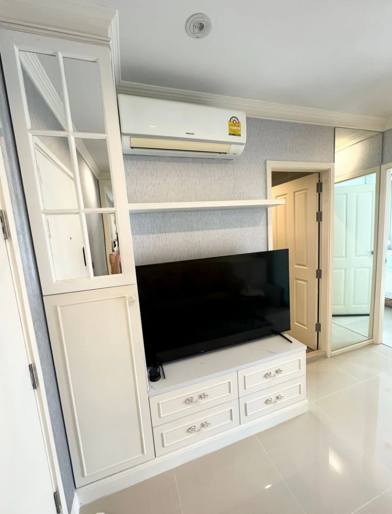 Aspire rama 9, beautiful, clean room, ready for rent.