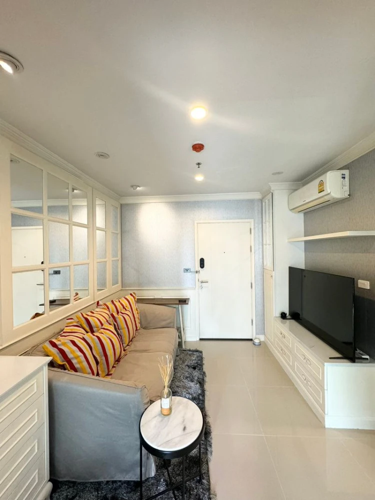 Aspire rama 9, beautiful, clean room, ready for rent.