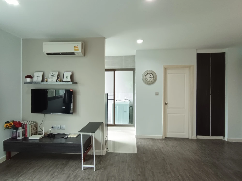B Campus Prachachuen for rent, 2 bedrooms, 1 bathroom, very big room, very natural view You can carry your bag in.