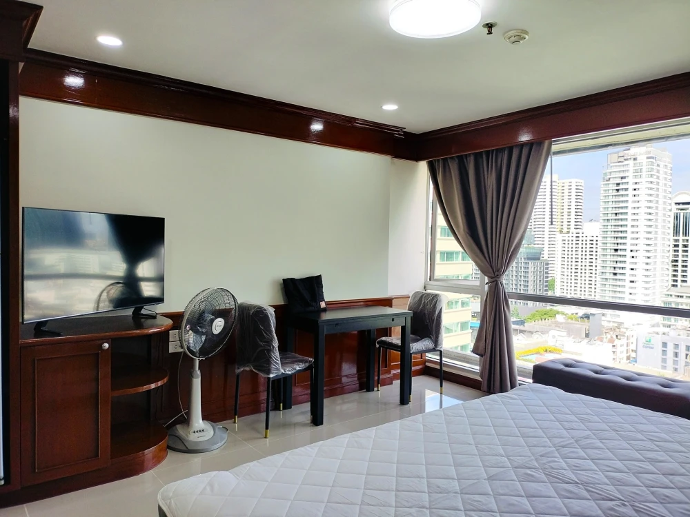Condo for Rent – Sukhumvit Suite ✨ 📍 คอนโดตั้งอยู่ใน ซอยสุขุมวิท 13 ทำเลดี ใจกลางเมือง เดินทางสะดวก