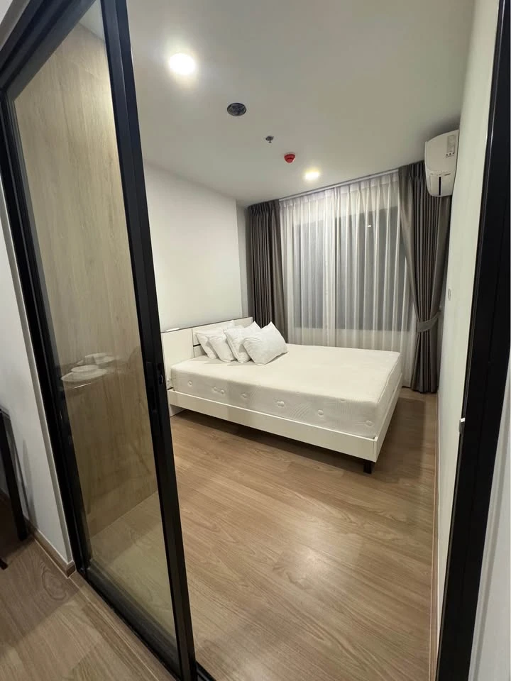 Condo for rent Chewathai Pinklao, ready to move in, complete facilities, hurry up and reserve now.